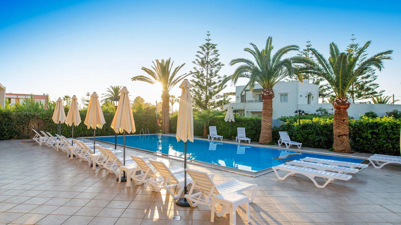 Отдых Отель Hotel Creta Aquamarine - Зона у бассейна