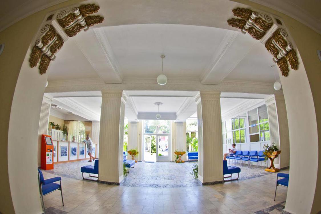 Отдых Санаторий Руссия - Холл санатория