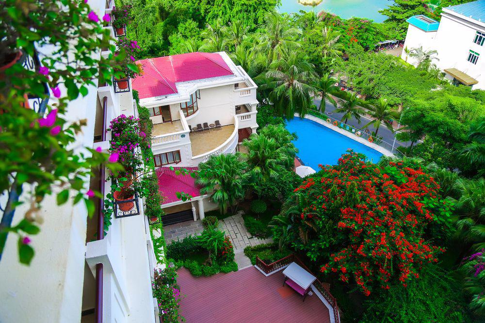Отдых Отель Sanya Yuhuayuan Seaview Hotel 4* - Территория
