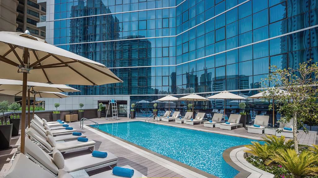 Отдых Отель Tryp by Wyndham Dubai - Бассейн