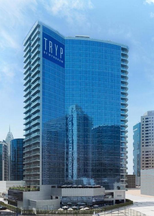 Отдых Отель Tryp by Wyndham Dubai - Фасад отеля