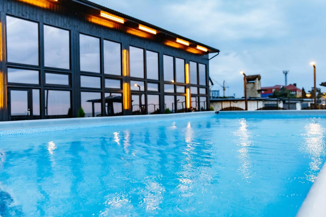 Отдых Гостевой дом Sunrise - Бассейн