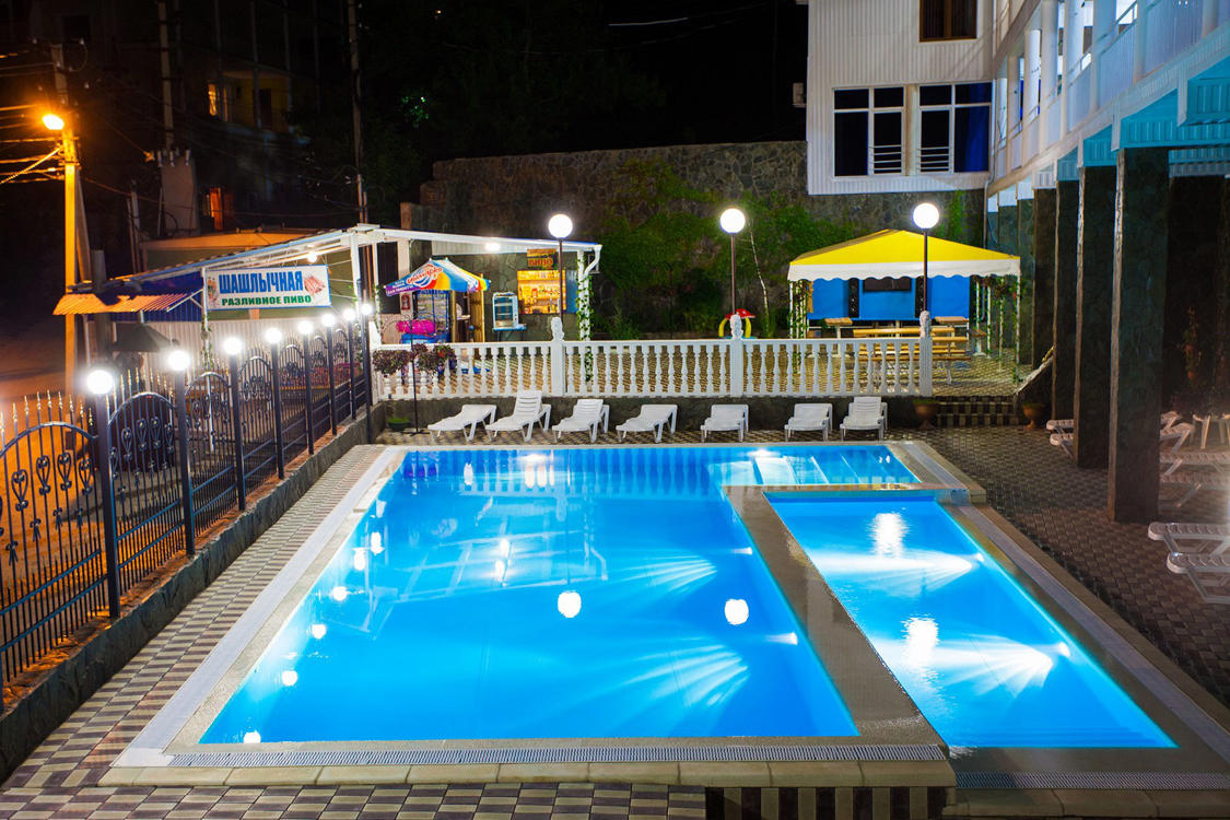 Отдых Гостевой дом Олимп - Бассейн