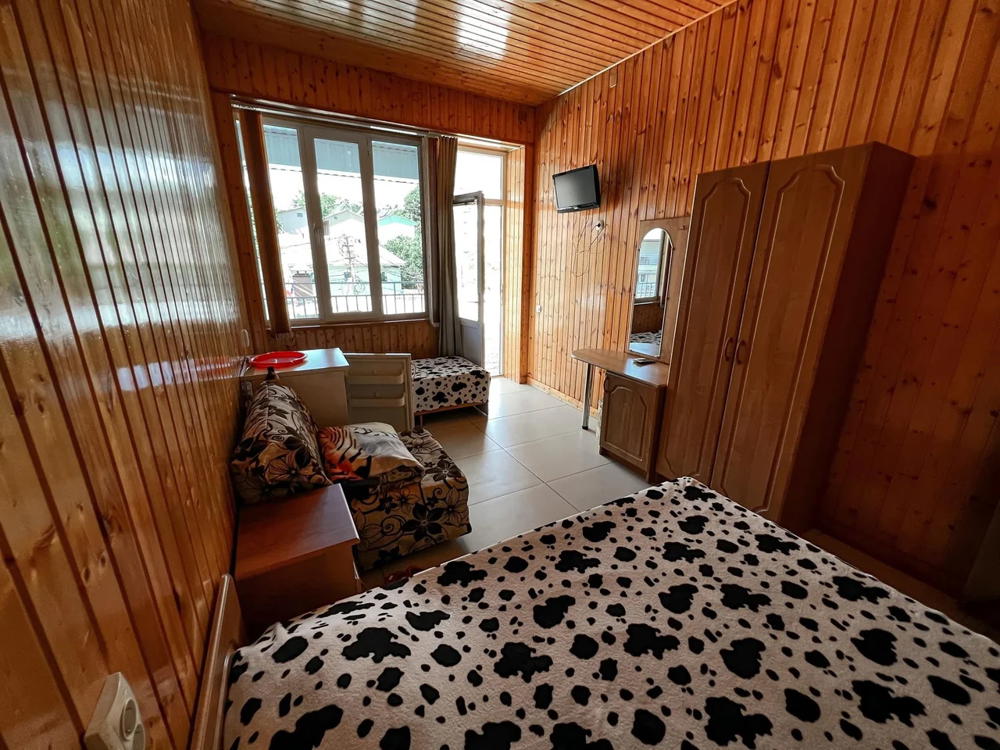 Отдых Гостевой дом Олимп - 3-х местный номер