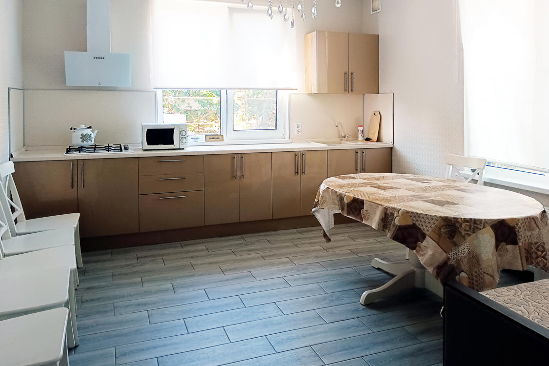 Отдых Гостевой дом У Людмилы - Кухня