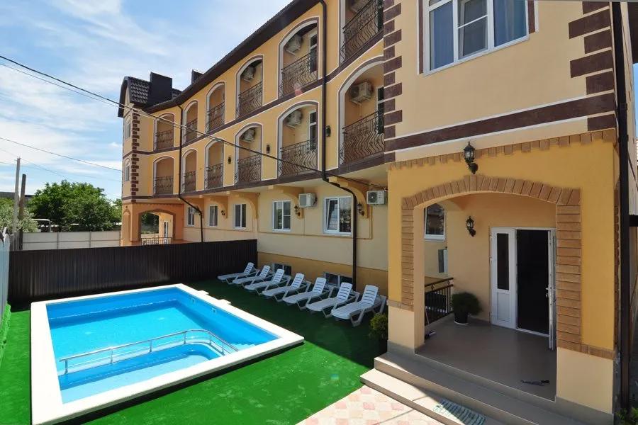 Отдых Гостевой дом Вива - Территория