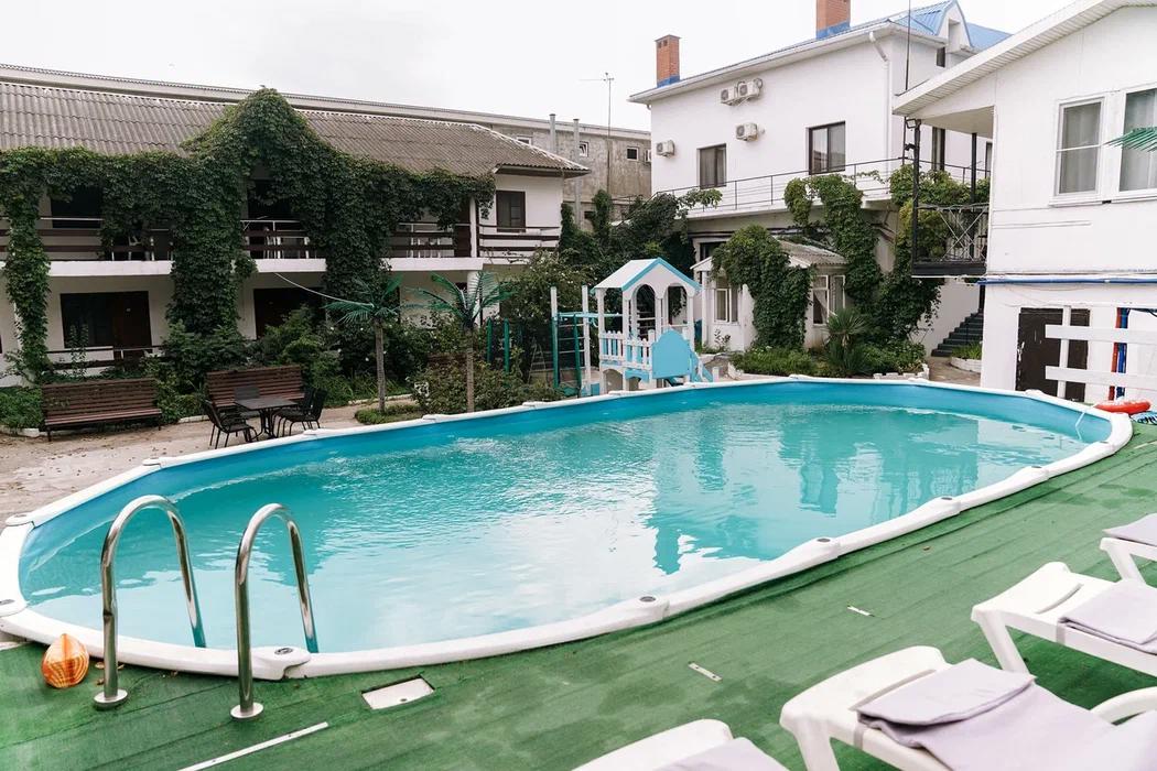 Отдых Гостевой дом Маркли - Бассейн