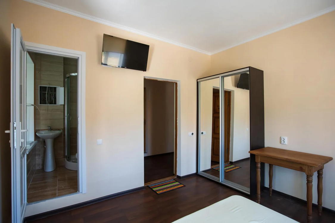 Отдых Гостевой дом У Александра - 2х местный номер - Стандарт