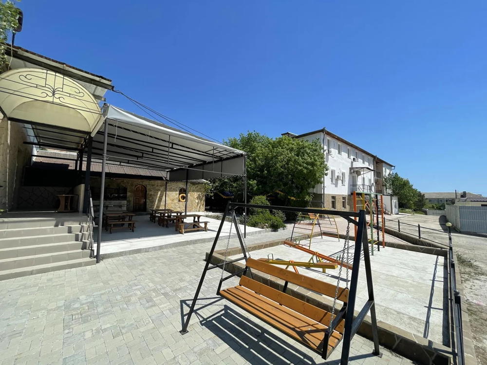 Отдых Гостевой дом У Александра - Территория