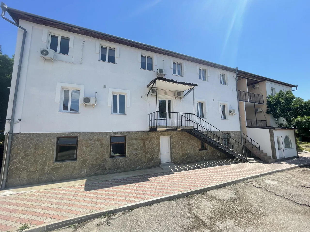 Отдых Гостевой дом У Александра - Фасад гостевого дома