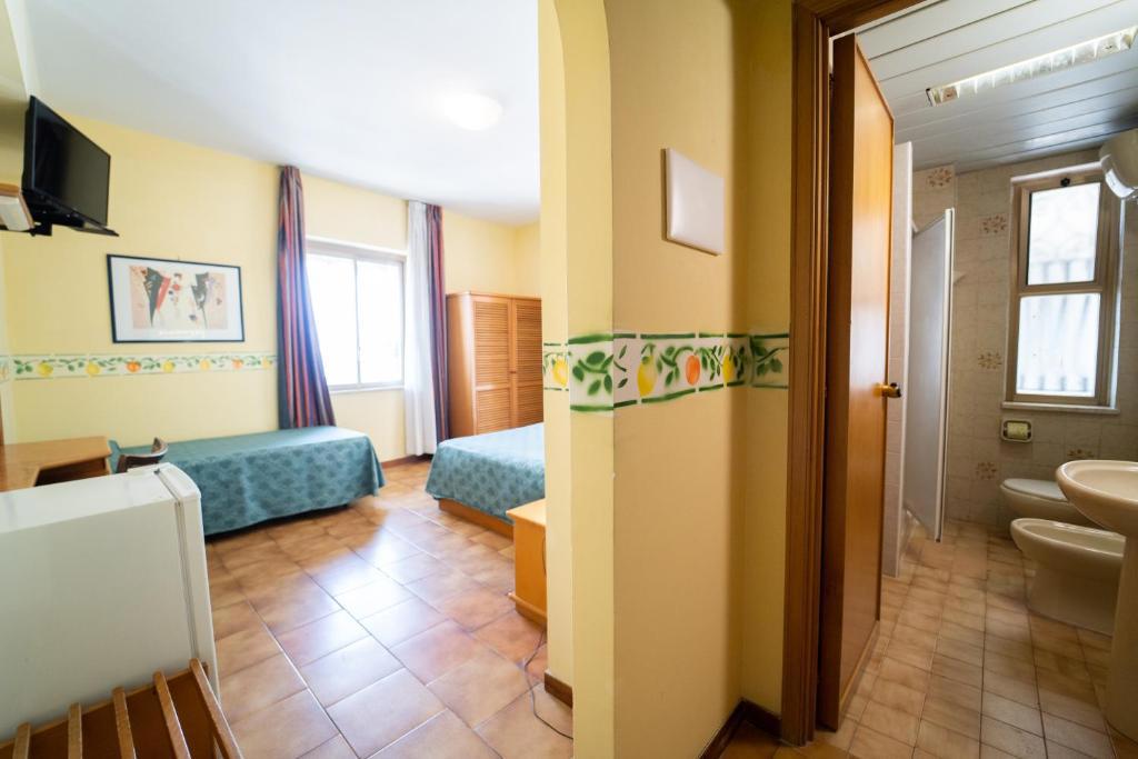 Отдых Отель San Pietro 3* - 3-х местный номер