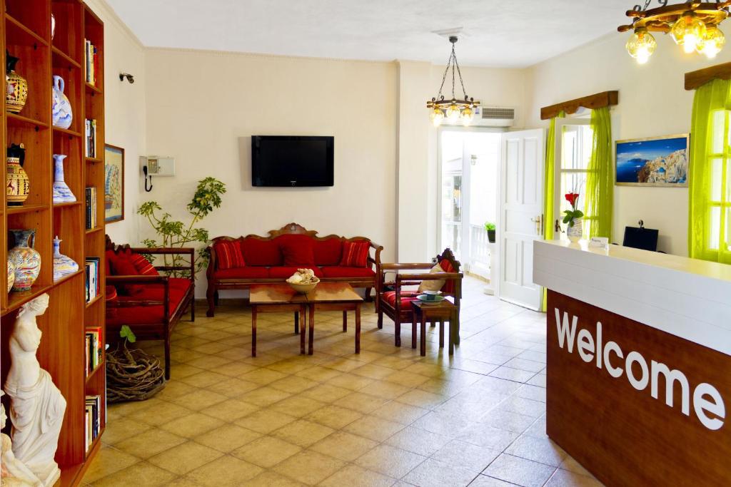 Отдых Отель Dolphins - Холл