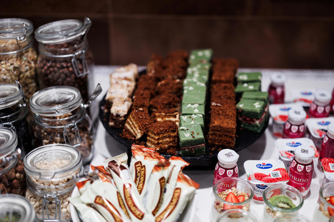 Отдых Отель Helen - Завтрак в формате "Шведский стол"