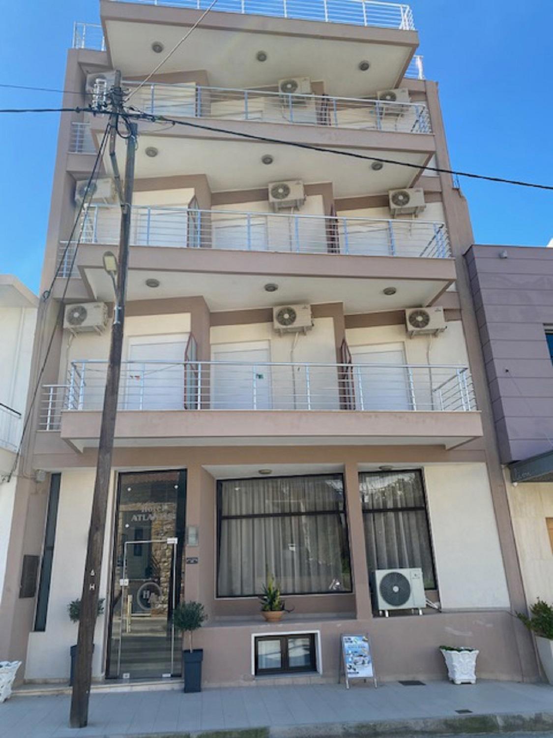 Отдых Отель Atlantis - Фасад отеля