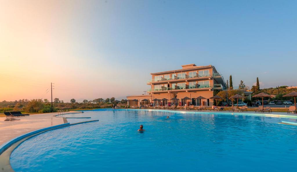 Отдых Отель Laguna Holiday Resort - Общий вид