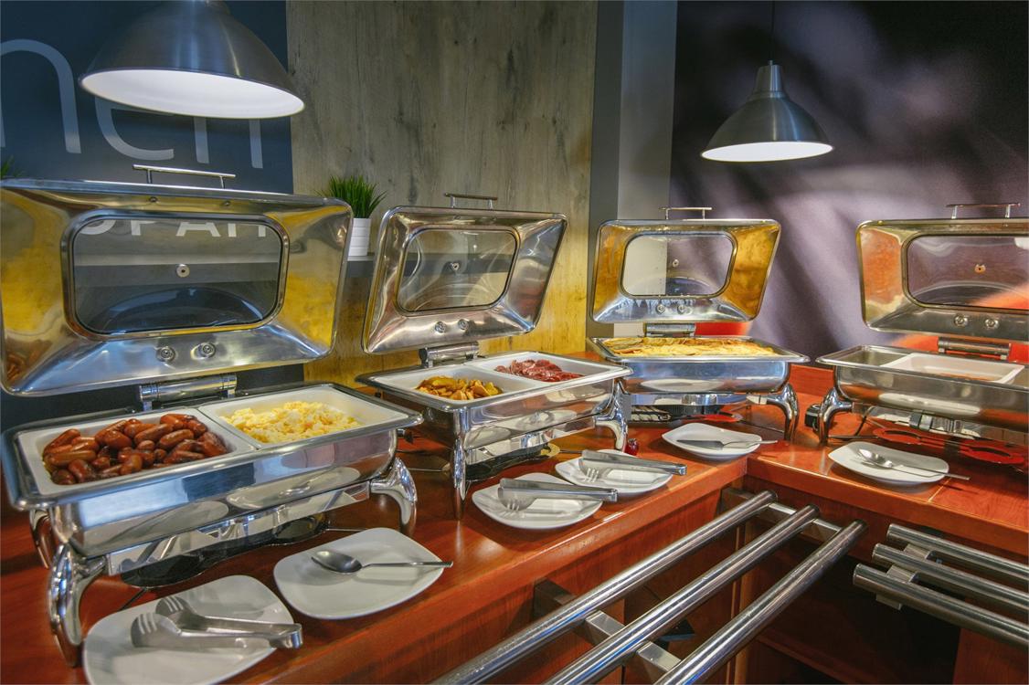 Отдых Отель Ибис Москва Павелецкая 3* - Завтраки шведскиц стол