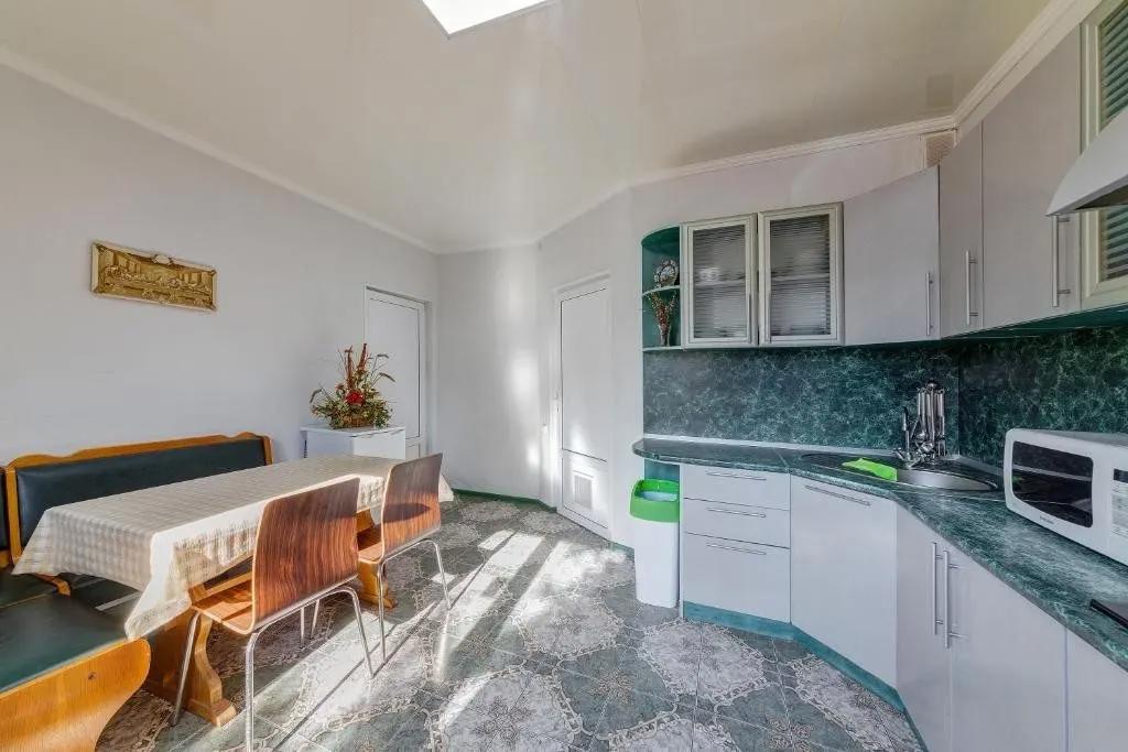 Отдых Гостевой дом Эксклюзив - Кухня