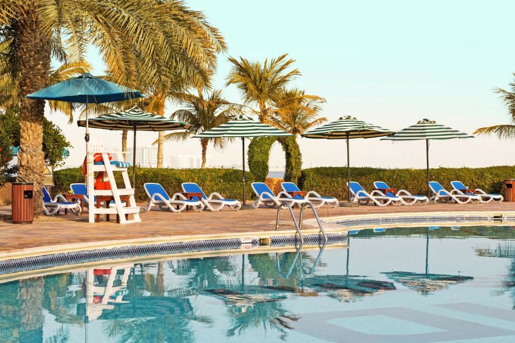 Отдых Отель BM Beach Resort 4* - Бассейн