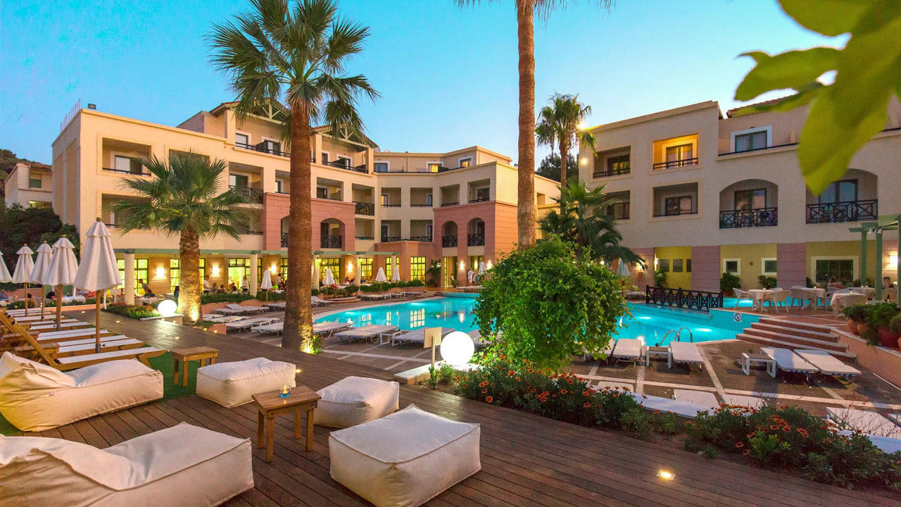 Отдых Отель Samaina Inn - Внешний вид