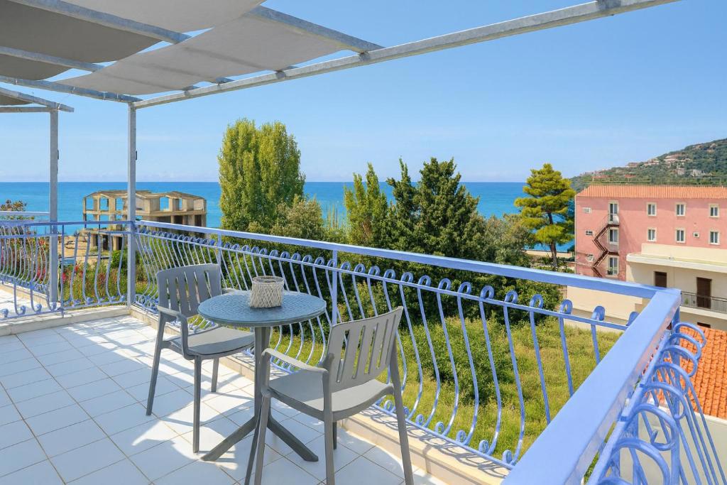 Отдых Отель Anemos Studios & Apartments - Балкон