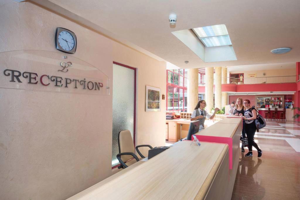 Отдых Отель Лонгоза - Холл