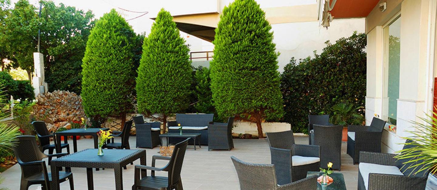 Отдых Отель Ilion - Территория