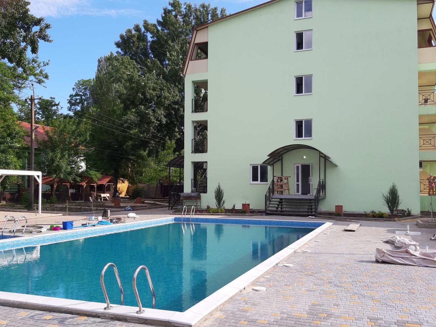 Отдых Отель Визит - Бассейн. Год запуска 2020