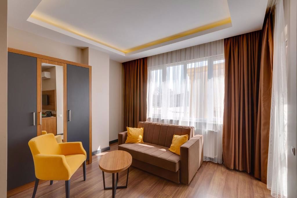 Отдых Отель City Hotel Batumi 4* - 2-х комнатный номер