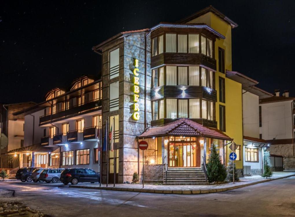 Отдых Отель Hotel Aicberg Bansko - Фасад отеля