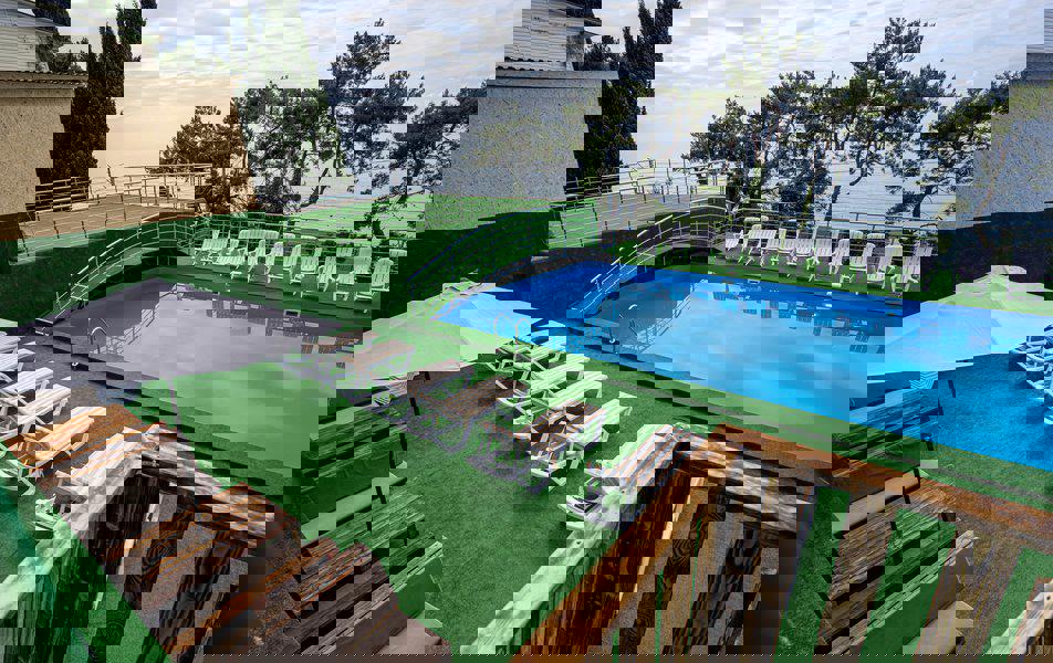 Отдых База отдыха Солнечный летний - Бассейн