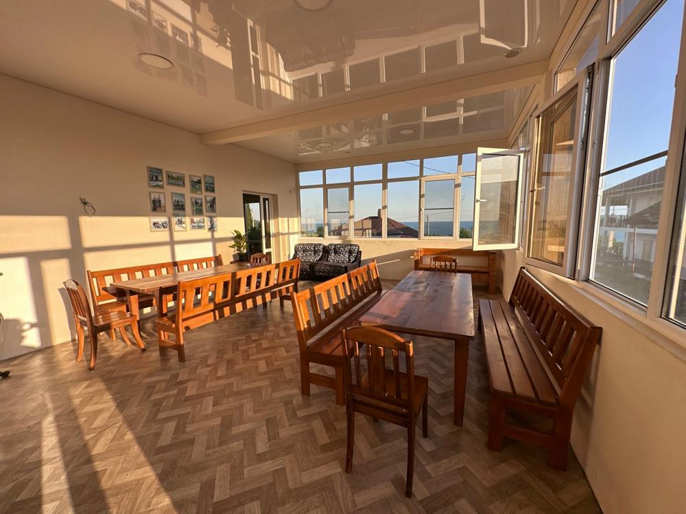 Отдых Гостевой дом Леон - Столовая