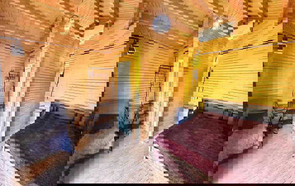 Отдых Гостевой дом Леон - Номер в домике