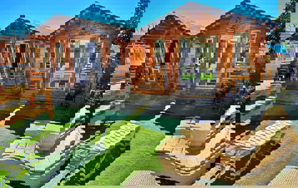 Отдых Гостевой дом Леон - Территория