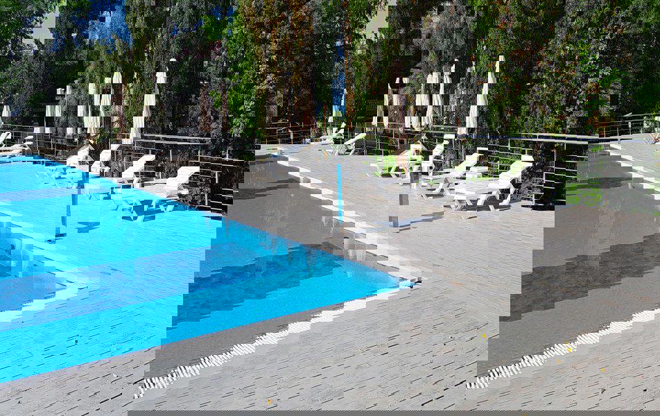 Отдых Отель Черноморец - Бассейн, терраса