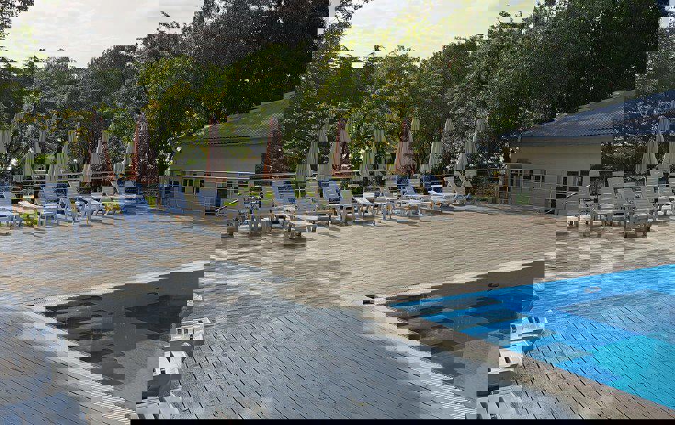 Отдых Отель Черноморец - Бассейн, терраса