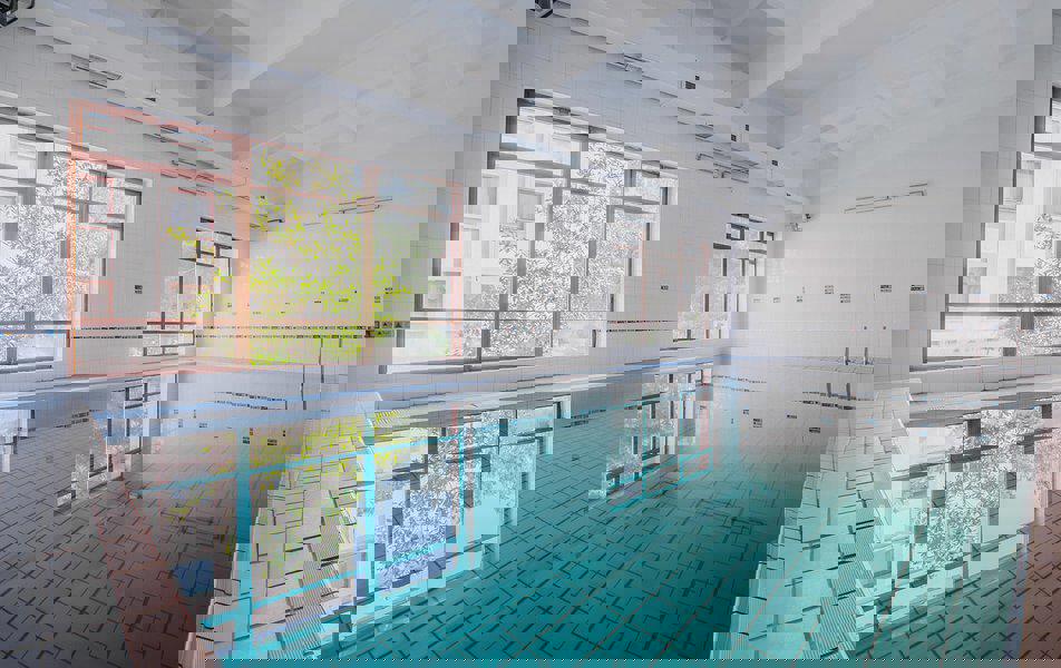 Отдых Санаторий Azimut Здоровье Солнечный - Бассейн