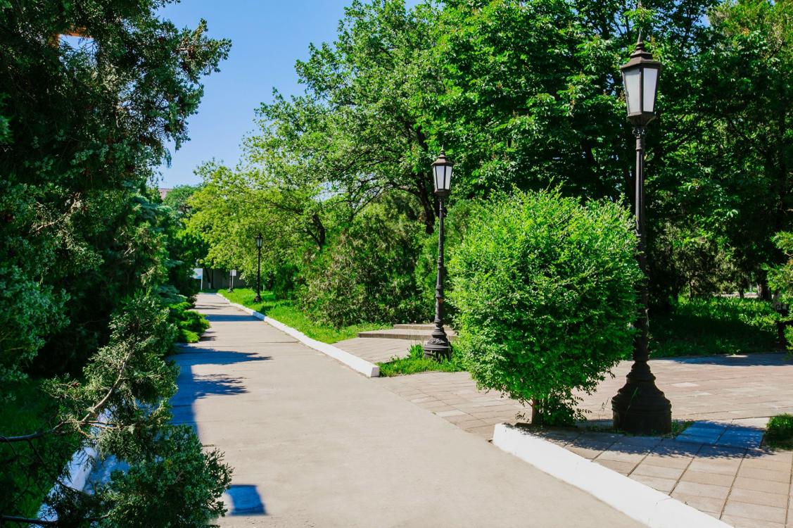 Отдых Санаторий Azimut Здоровье Солнечный - Территория