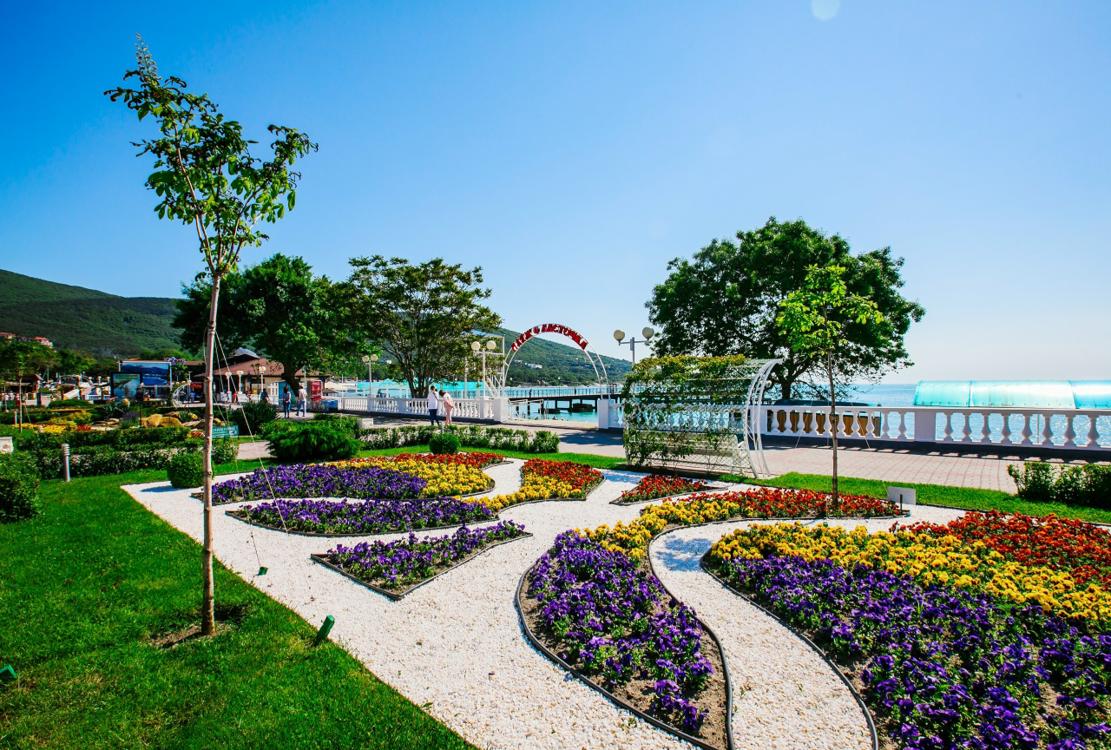 Отдых Санаторий Azimut Здоровье Солнечный - Вход на пляж