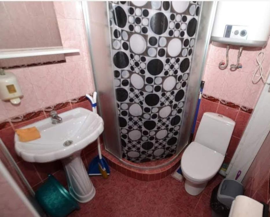 Отдых Гостевой дом Полярные зори - Номер 2-комнатный 1 этаж, санузел