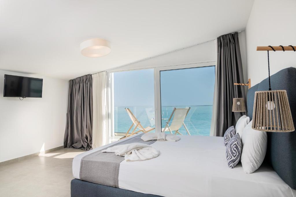 Отдых Отель Golden Coast Beachfront - 2-х местный номер