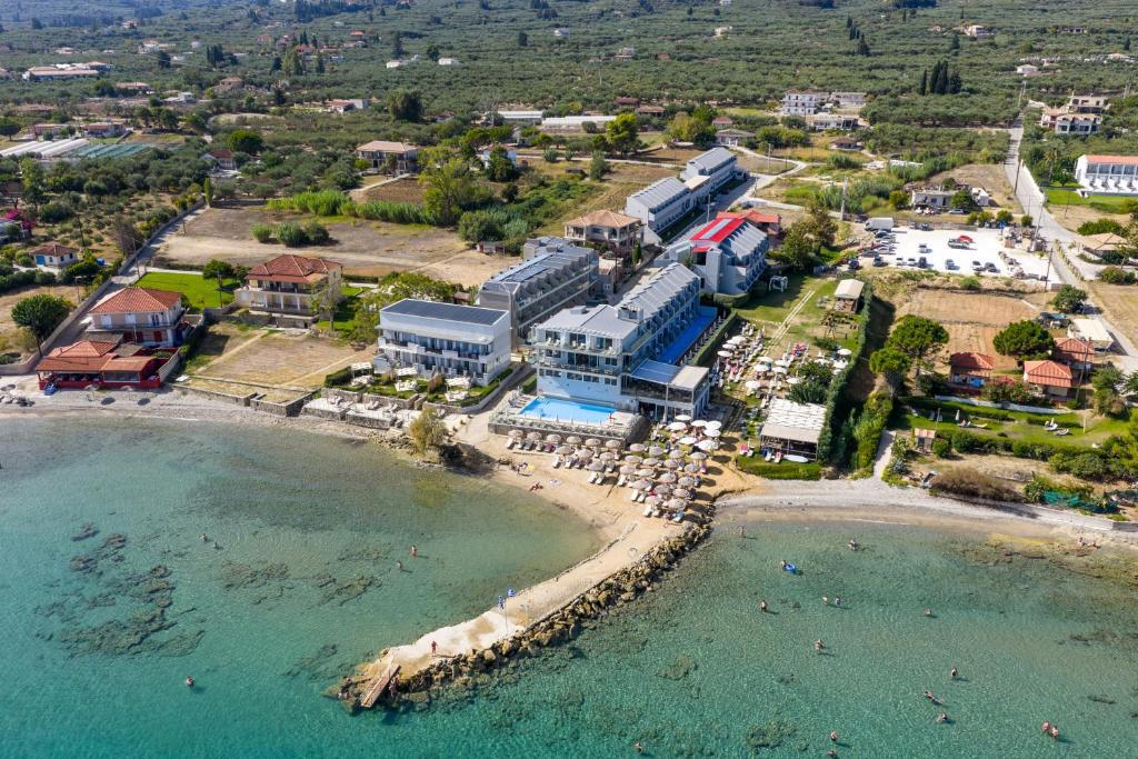 Отдых Отель Golden Coast Beachfront - Общий вид