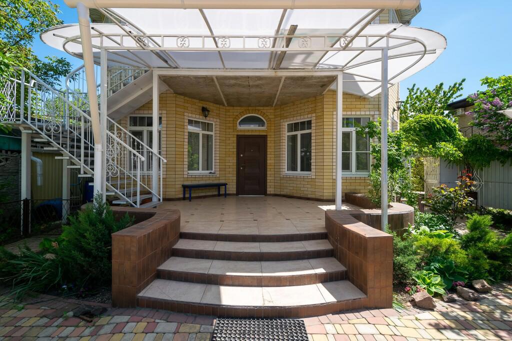 Отдых Гостевой дом На Одесской - Главный вход