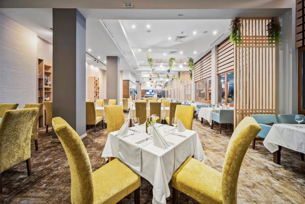 Отдых Отель Орловец - Ресторан