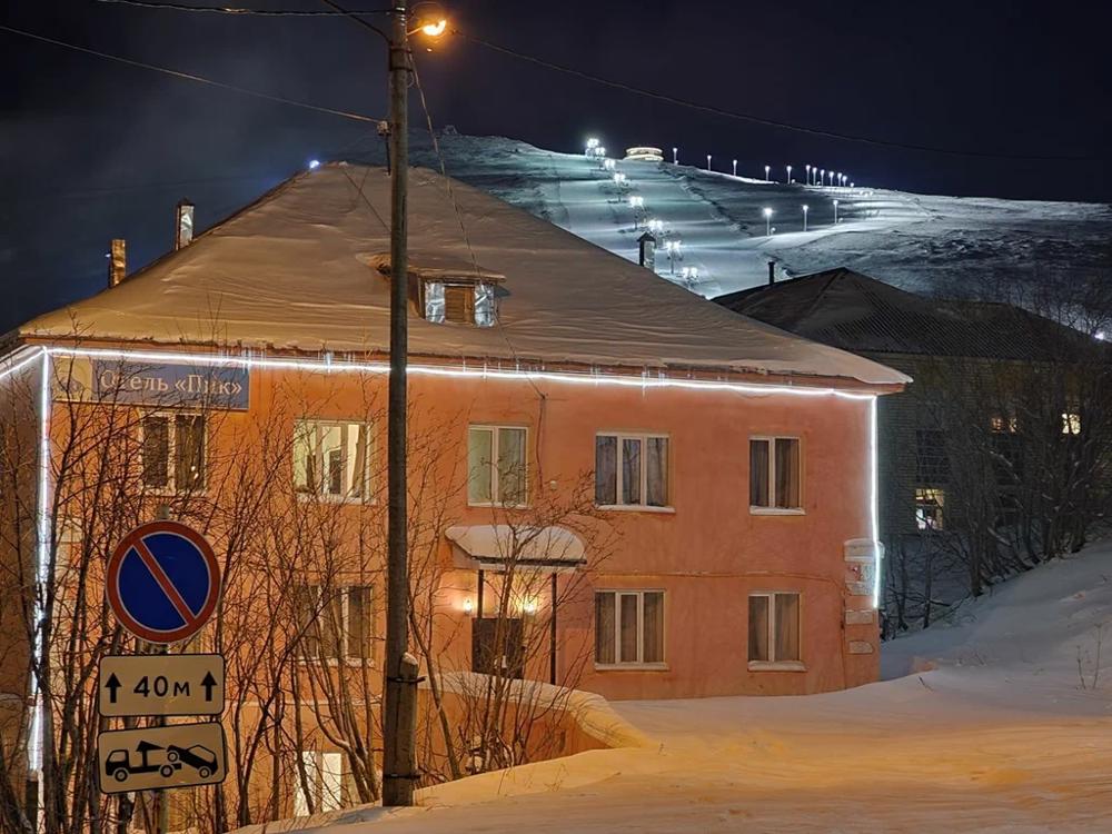 Отдых Отель Пик - Фасад отеля