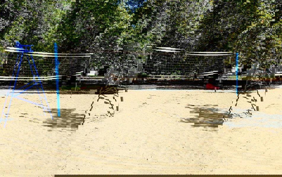 Отдых Санаторий Черноморская здравница Кабардинка - Спортивная площадка