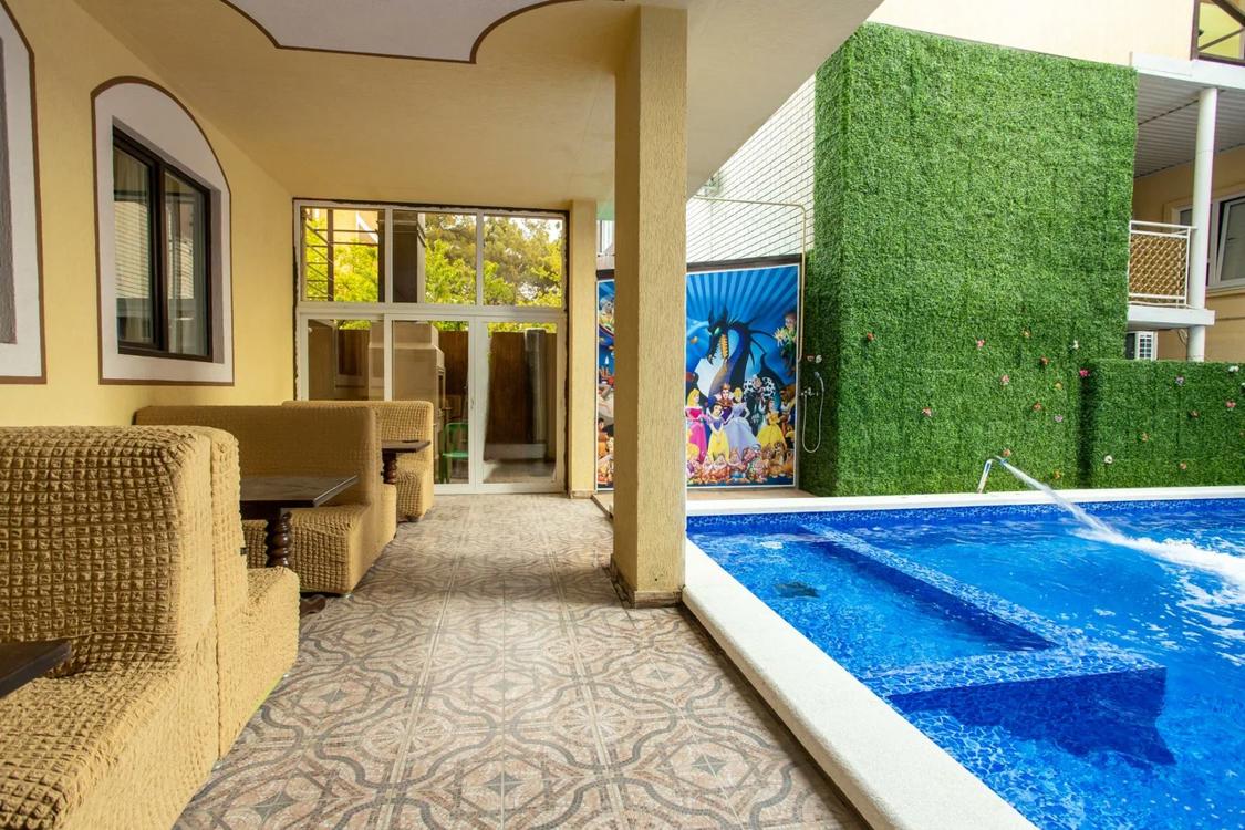 Отдых Отель Голден Кидс - Территория