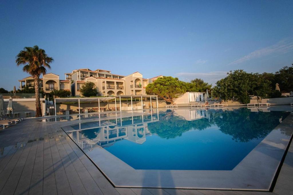 Отдых Отель The Bay Hotel & Suites - Общий вид