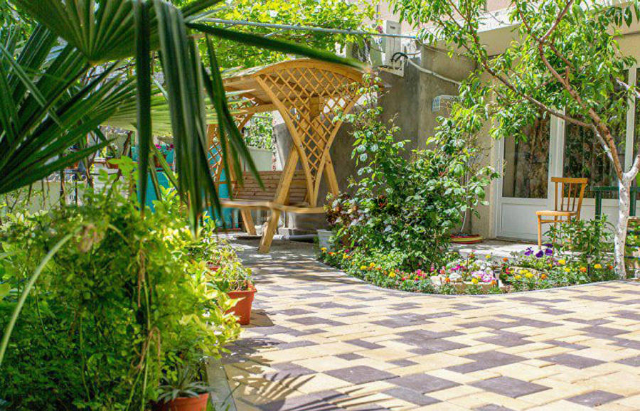 Отдых Гостевой дом Антигона - Территория гостевого дома