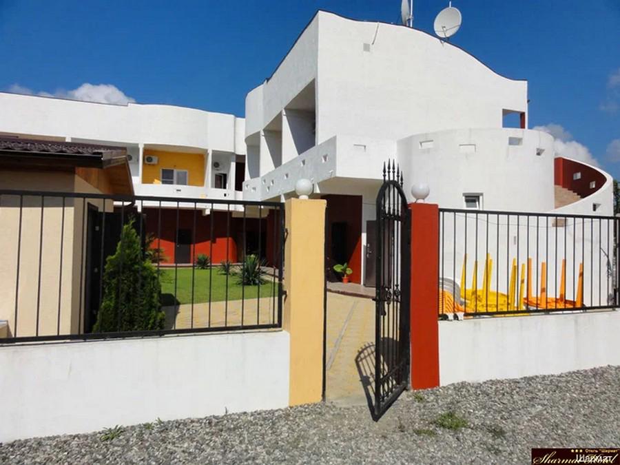 Отдых Отель Шармат - Фасад отеля