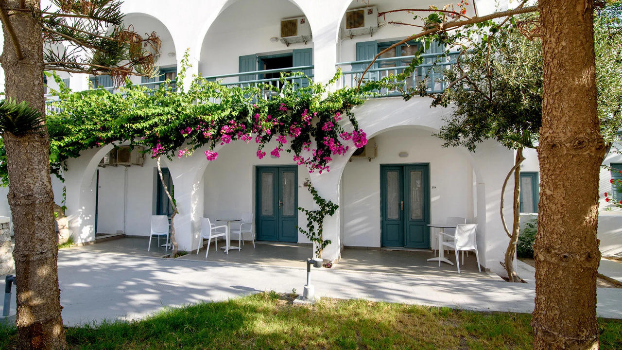 Отдых Отель Iris Boutique - Внешний вид